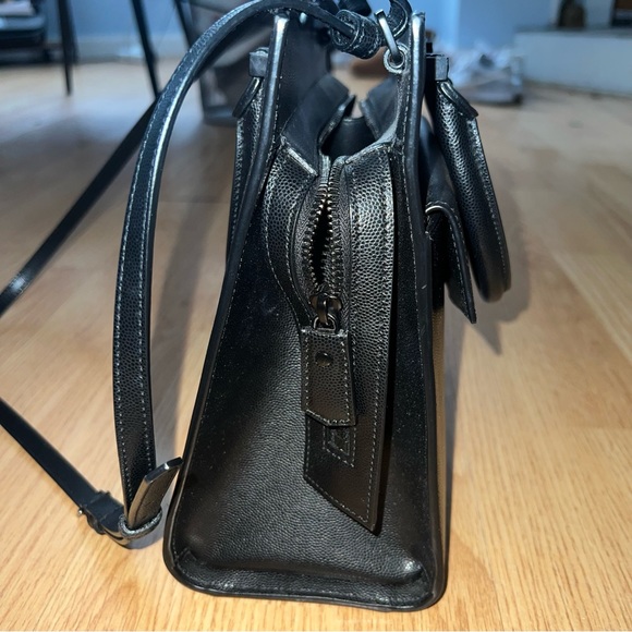 YSL Uptown Tote Bag (Black) - Picture 4 of 11